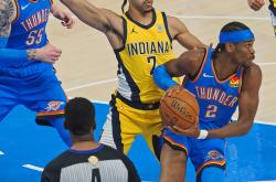 开云体育入口-欧洲新秀成为NBA比赛焦点