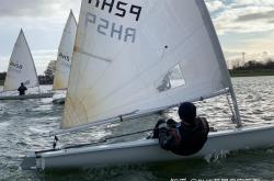 开云官方app入口-英国帆船选手接连获胜，势不可挡的简单介绍