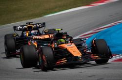 开云体育-包含迈凯伦横扫索伯车队，拉塞尔关键制胜的词条