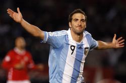 开云体育官方网站-当东方武士接管德甲战场，富安健洋的决胜之夜与乌克兰风暴的隐喻