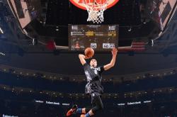 开云体育中国官网-莫兰特化身胜负手，骑士火力全开压制广东队