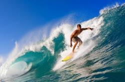 开云平台-威廉姆斯险胜红牛，勒克莱尔孤胆扛起全队—F1新秩序的前夜？