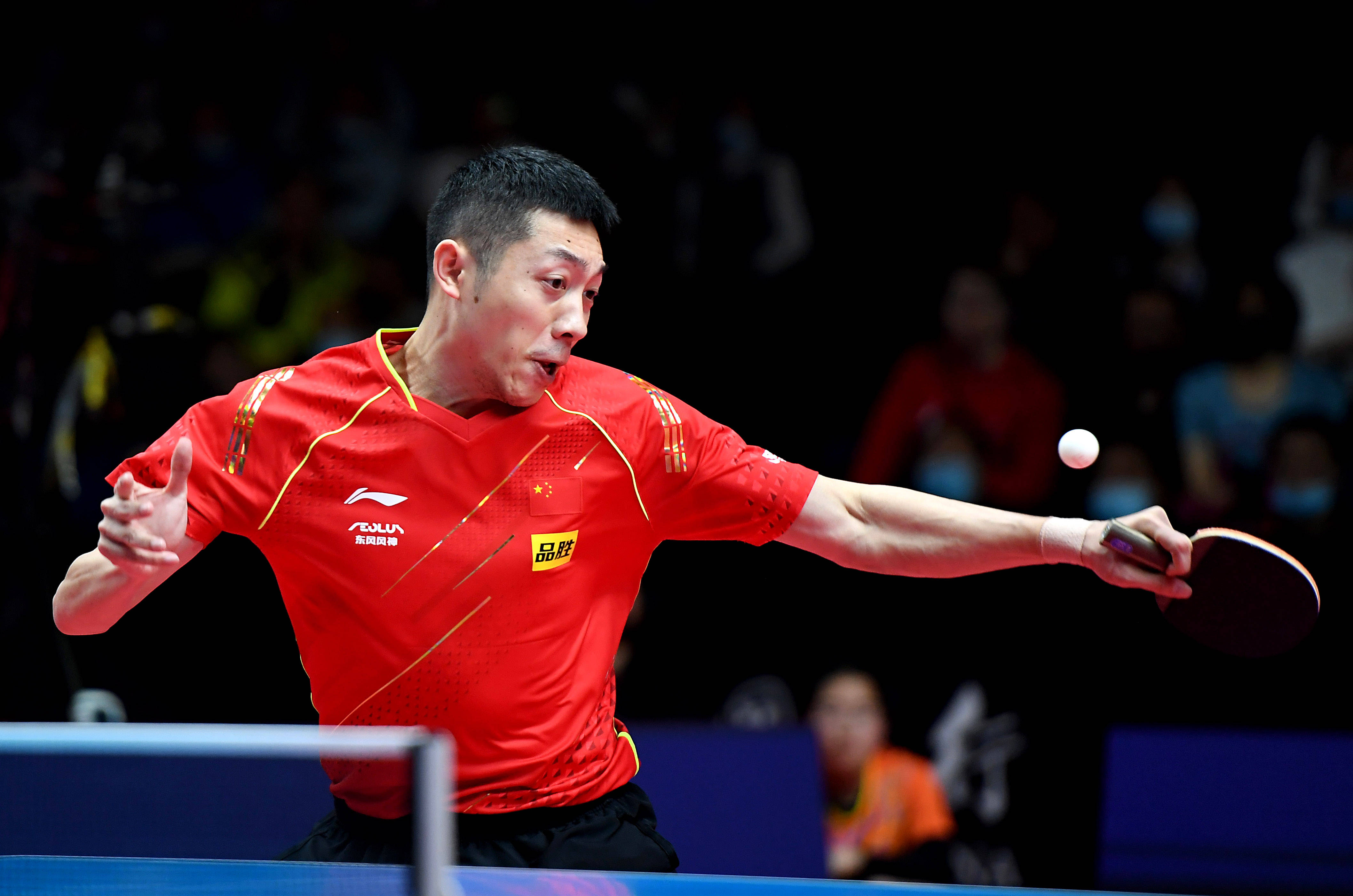 包含英国乒乓球队完胜奥地利乒乓球队，许昕惊艳世界的词条