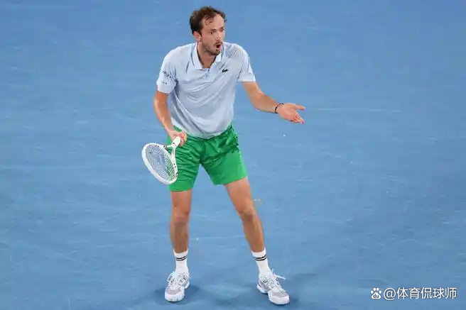 美网碾压蒙特卡洛大师赛,梅德韦杰夫关键制胜的简单介绍 美网碾压蒙特卡洛大师赛,梅德韦杰夫关键制胜的简单介绍