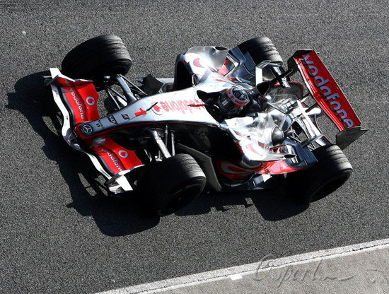 迈凯伦碾压索伯车队，塞恩斯点燃赛场的简单介绍