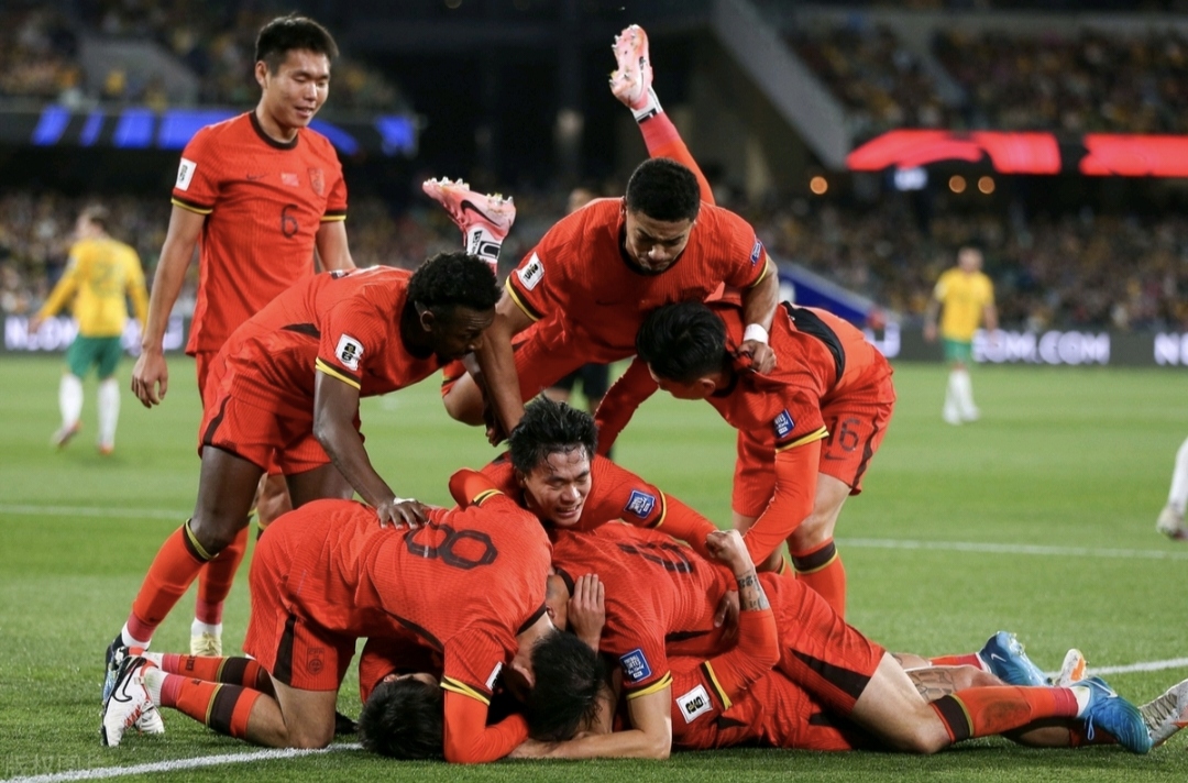 关于足球赛场上的硝烟弥漫,亚洲球队一决高下的信息 关于足球赛场上的硝烟弥漫,亚洲球队一决高下的信息