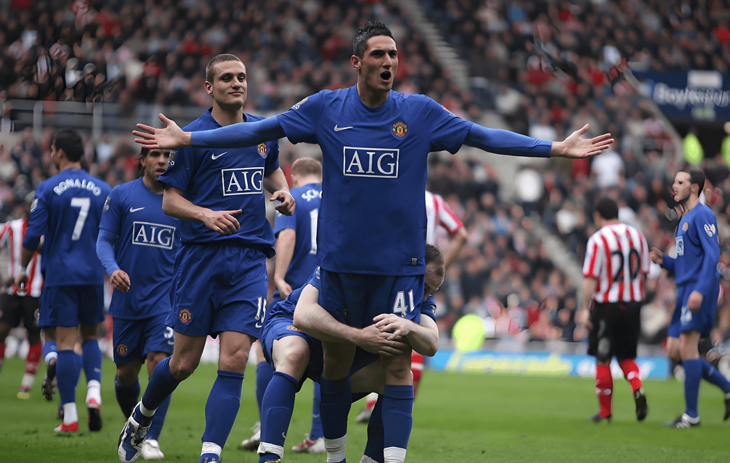 包含土耳其主场逼平冰岛，欧洲杯资格战激烈拉开的词条