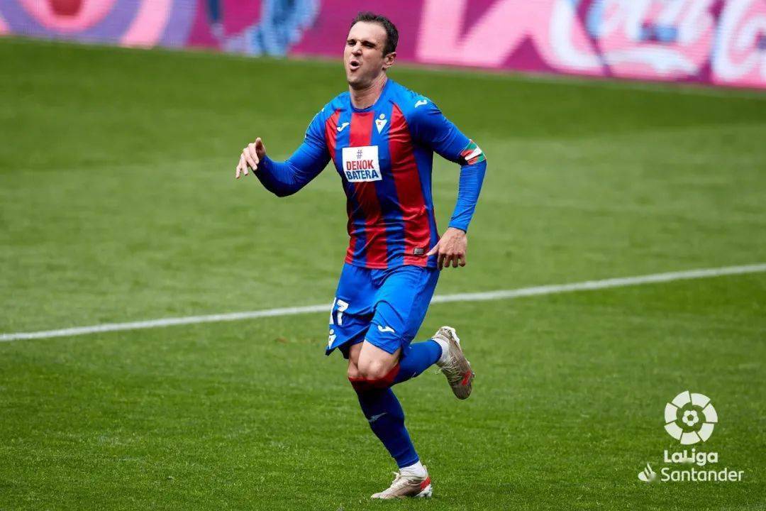 阿拉维斯挽救颓势,三分重要的简单介绍 阿拉维斯挽救颓势,三分重要的简单介绍