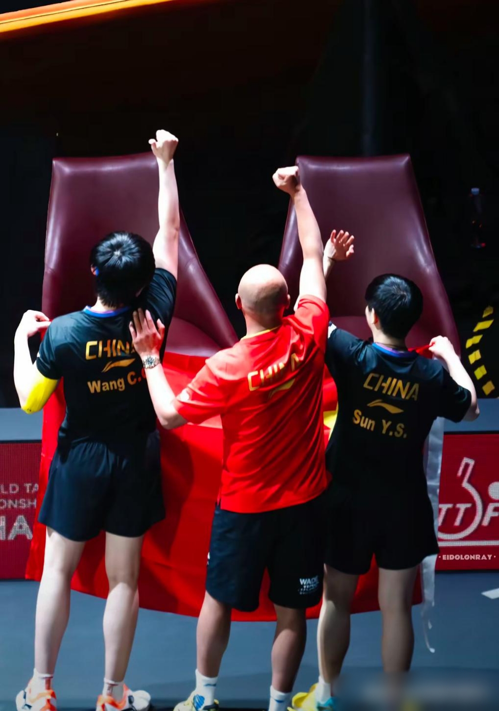 球场上的荣耀较量，胜者将叱咤风云的简单介绍