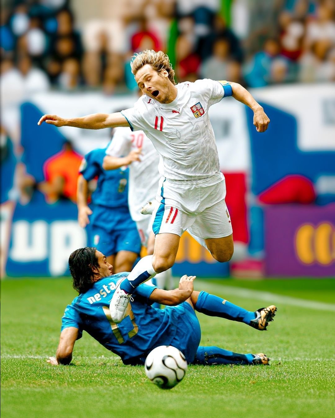 捷克国家队在国际比赛中实现胜利