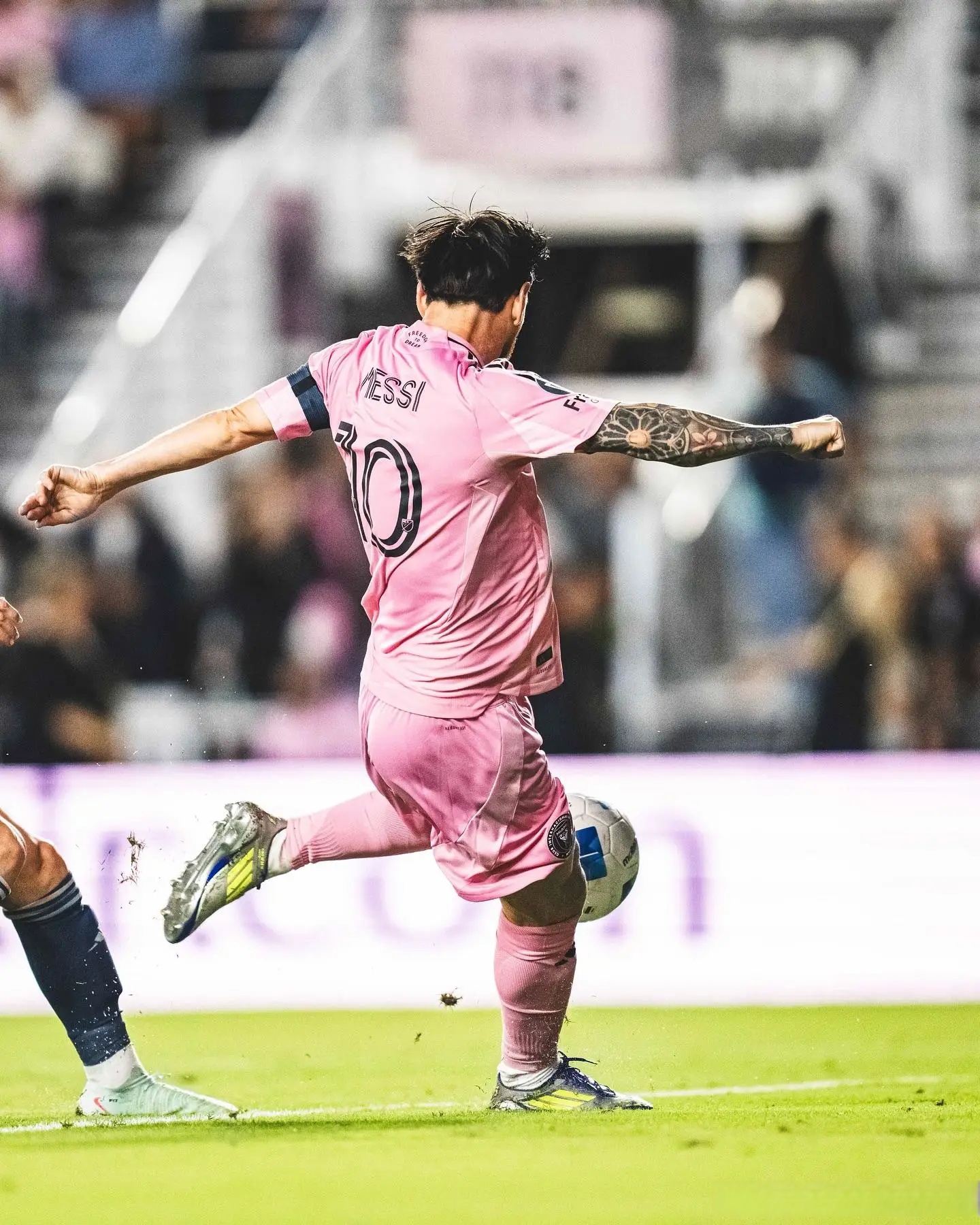 巴萨雪藏大将,球队表现未见起色 巴萨雪藏大将,球队表现未见起色