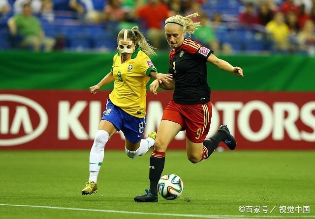 包含法国羽毛球队碾压英格兰羽毛球队，陶菲克关键制胜的词条