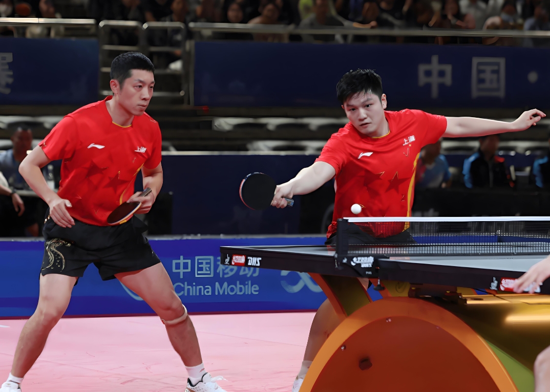包含韩国乒乓球队力克中国乒乓球队，许昕关键制胜的词条