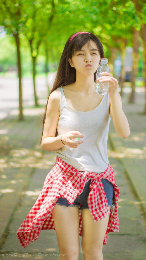 玻利维亚对阵克罗地亚，罗德里戈的冠军级表现如何点燃绿茵场