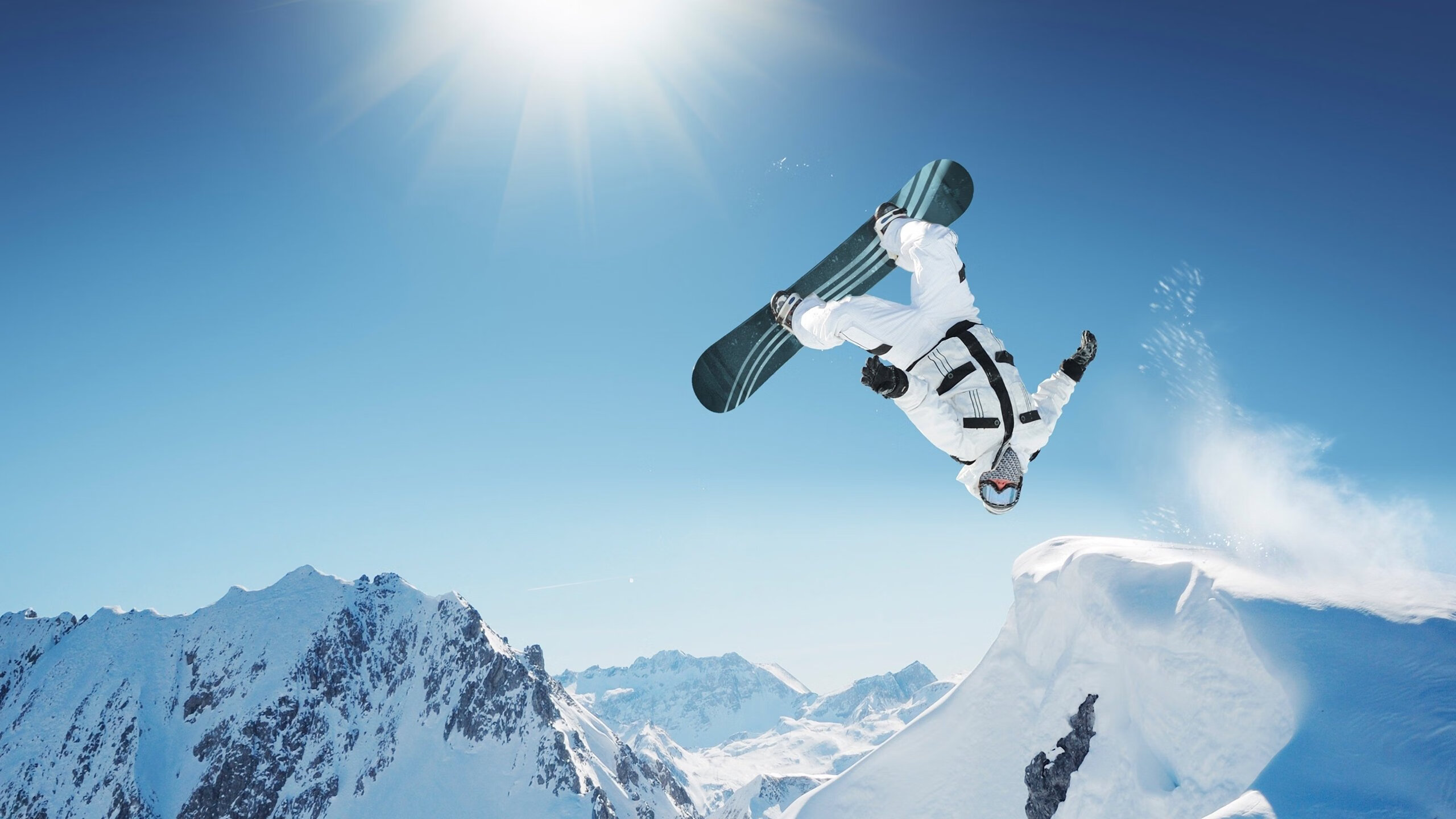 库里稳定输出不掉线,勇士淘汰赛力克广东队