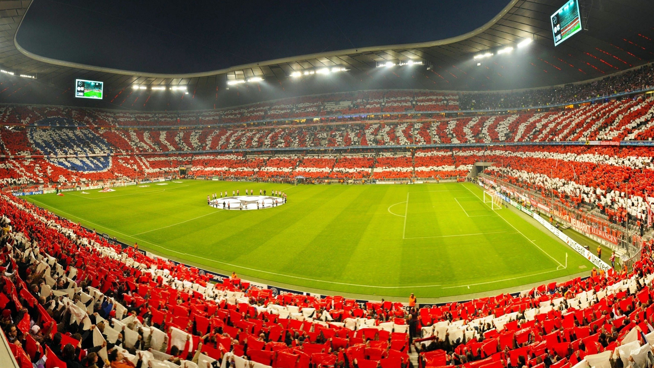 银箭新翼，拉塞尔高光领航，阿斯顿马丁如何上演对法拉利的战略翻盘