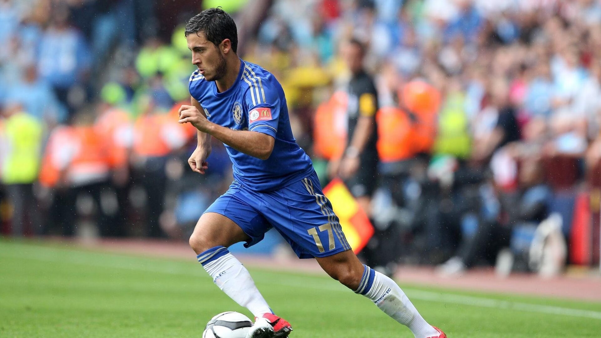 雷诺逆袭银箭王朝,拉塞尔惊艳全场改写F1格局